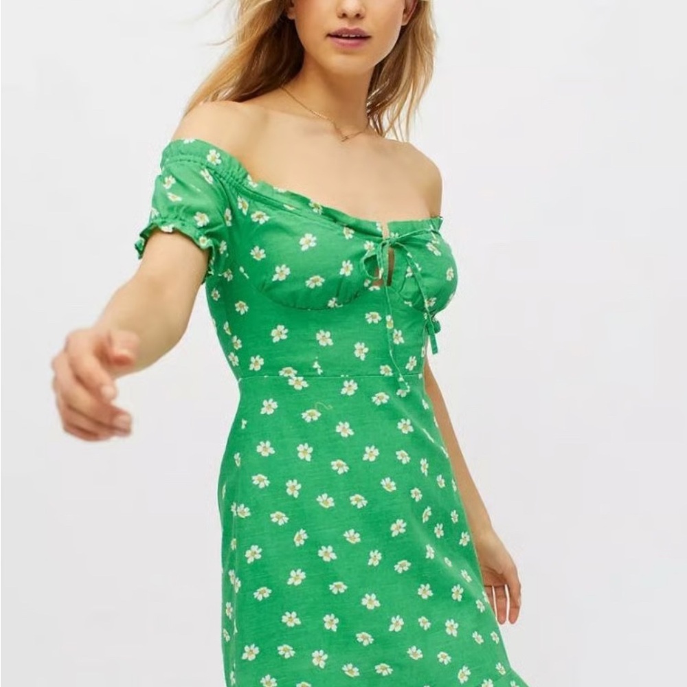 Urban Outfitters Magpie Off-The-Shoulder mini dress